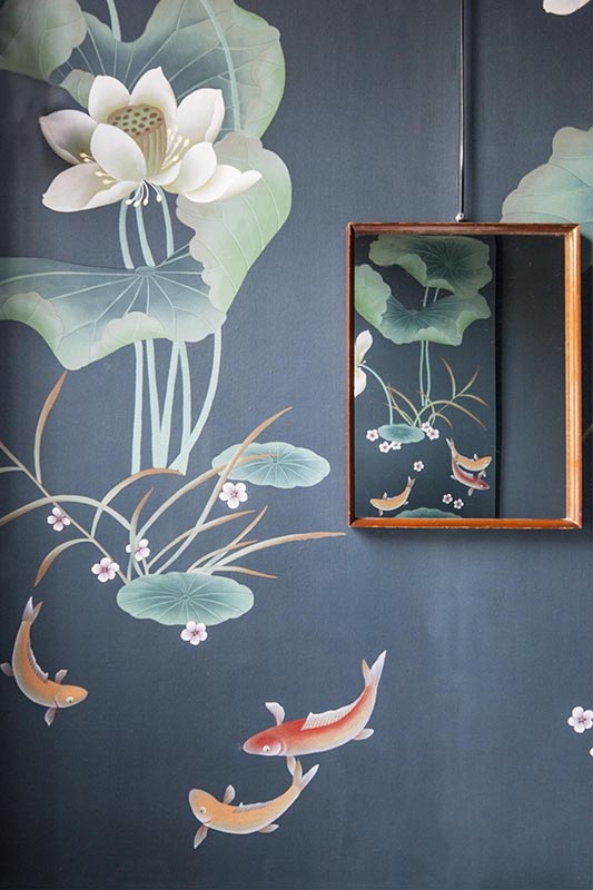 details of hand painted chinoiseries wallcoverings for bathroom