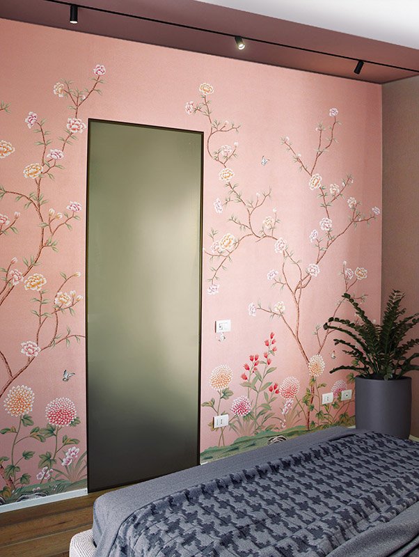 Imperial garden with flower wallpaper on pink background silk wallcoverings for bedroom